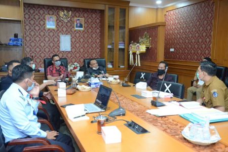 Bahas Pembentukan Perda, Bapemperda Raker dengan Bagian Hukum dan HAM