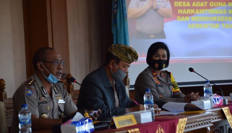 Wakil Kepala Kepolisian Resor Badung Kompol Ni Putu Utariani, SH hadiri kegiatan Fokus Group Discussion (FGD)