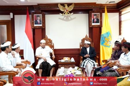 Pj. Gubernur Dukung LPD Lebih Inovatif dan Solutif bagi Krama Bali